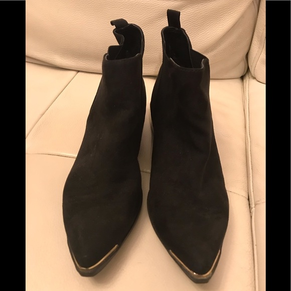 Expression Black Ankle Boots - Picture 2 of 8